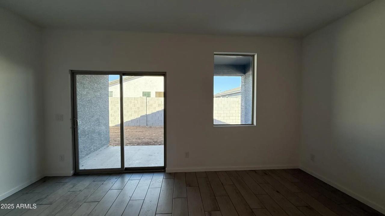 Real Estate Picture 28