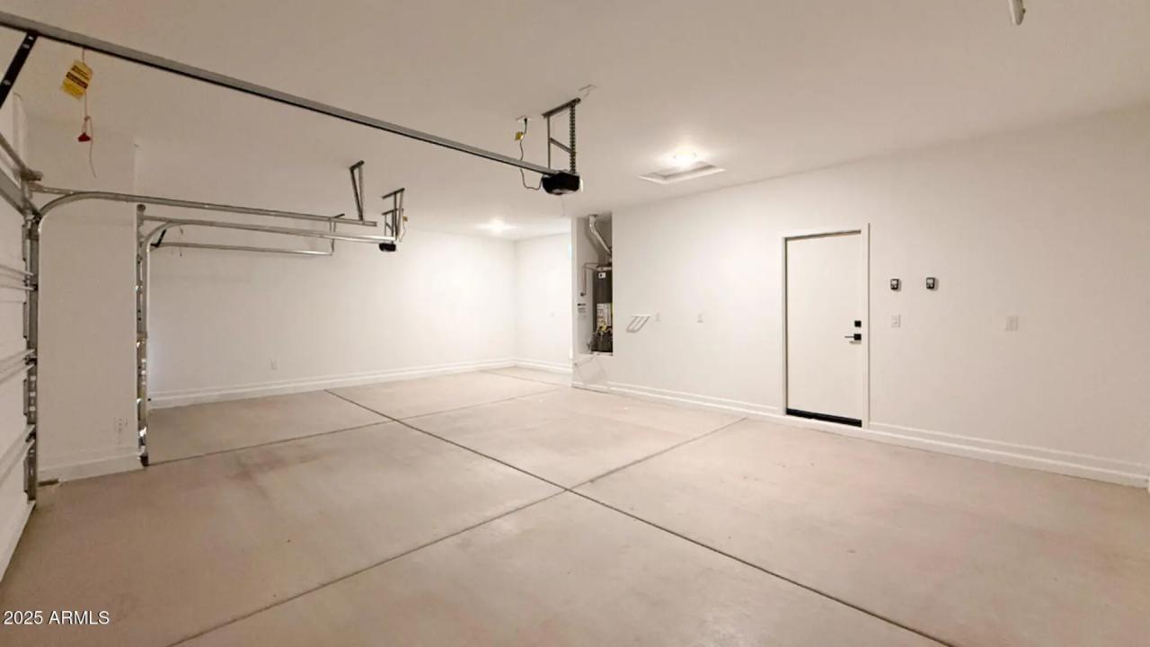 Real Estate Picture 19