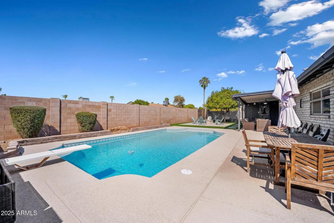 Real Estate Picture 34