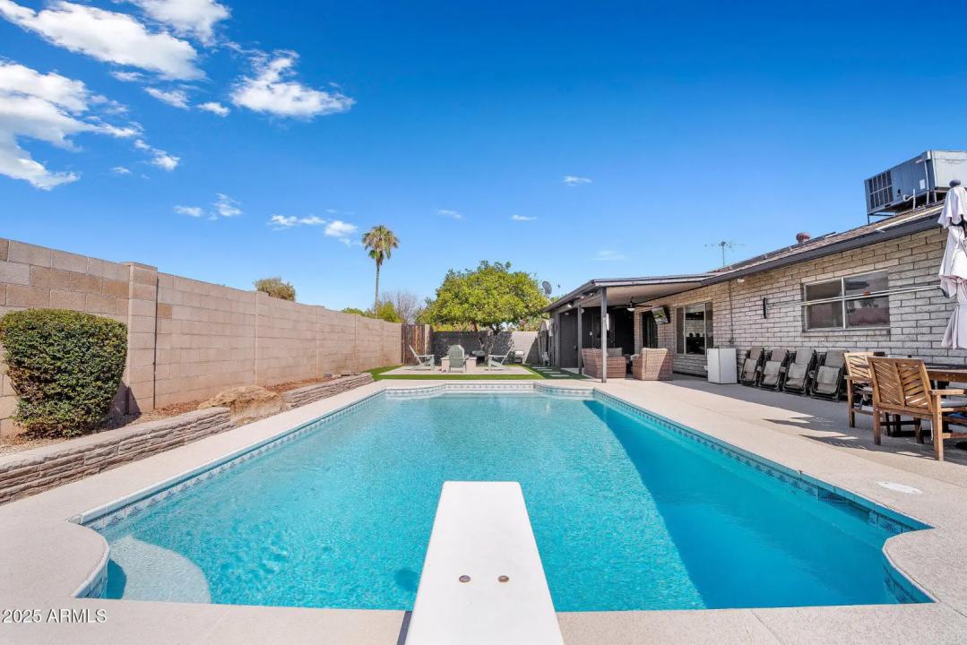 Real Estate Picture 35