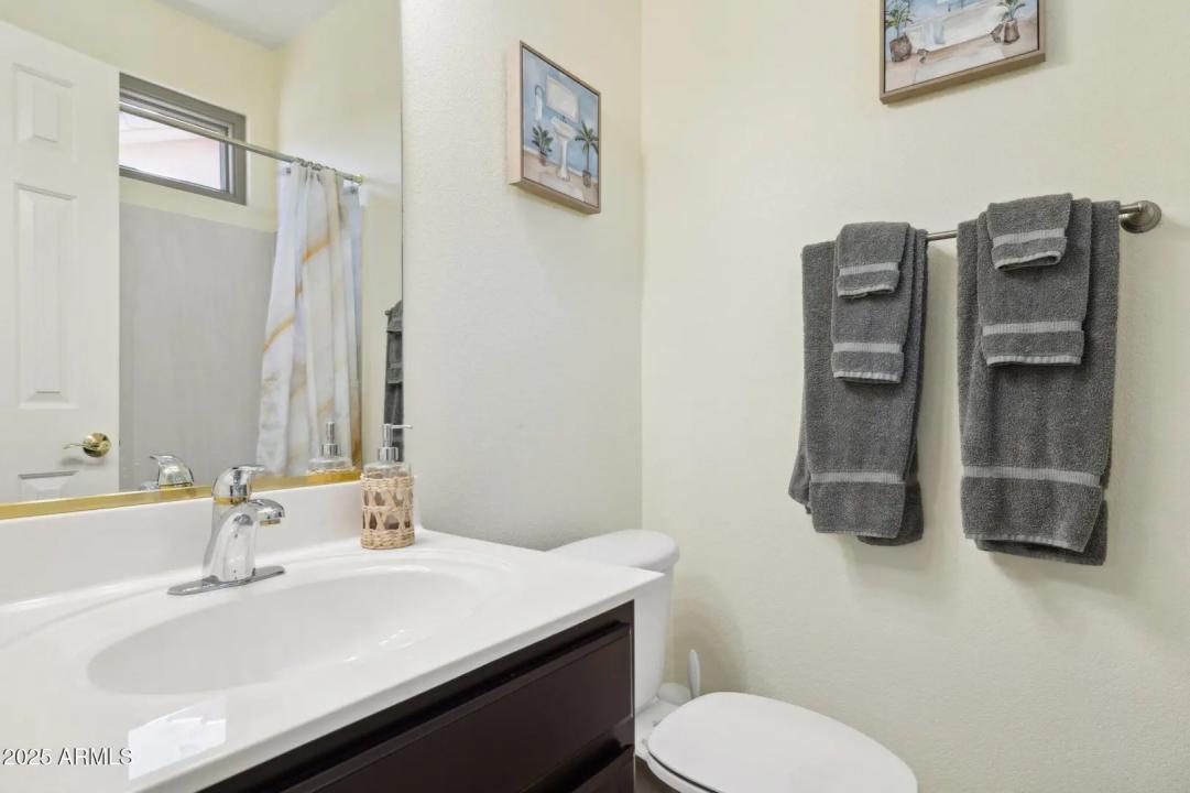 Real Estate Picture 28