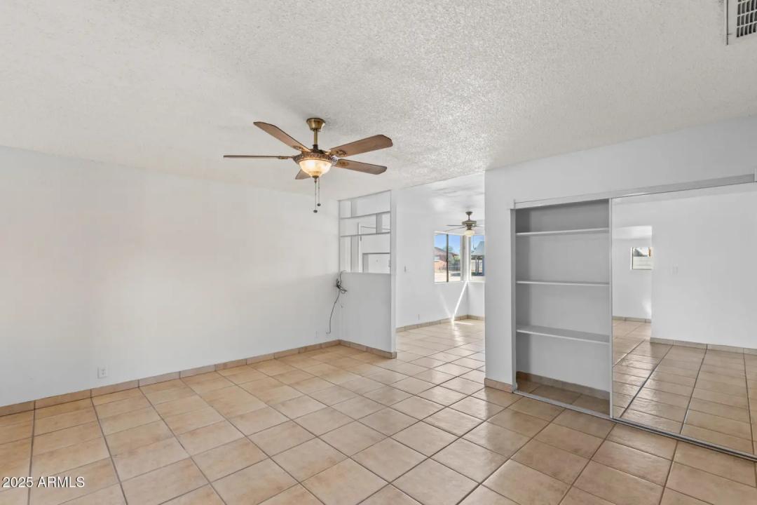 Real Estate Picture 13