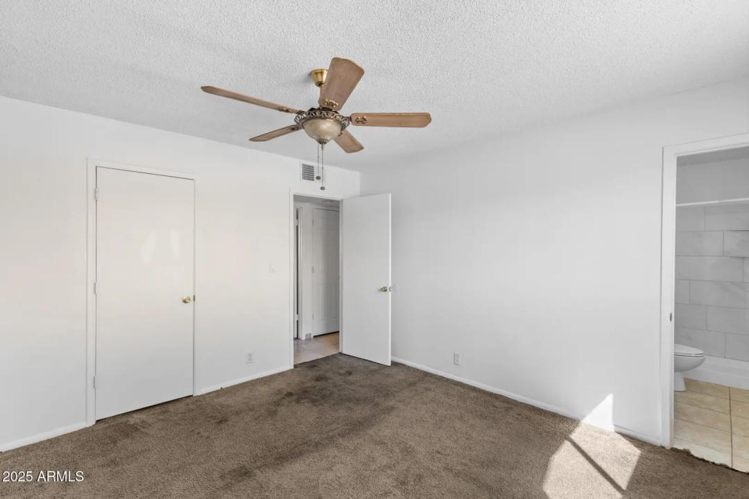 Real Estate Picture 20