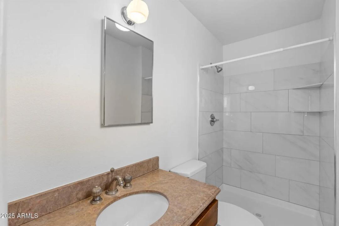 Real Estate Picture 21
