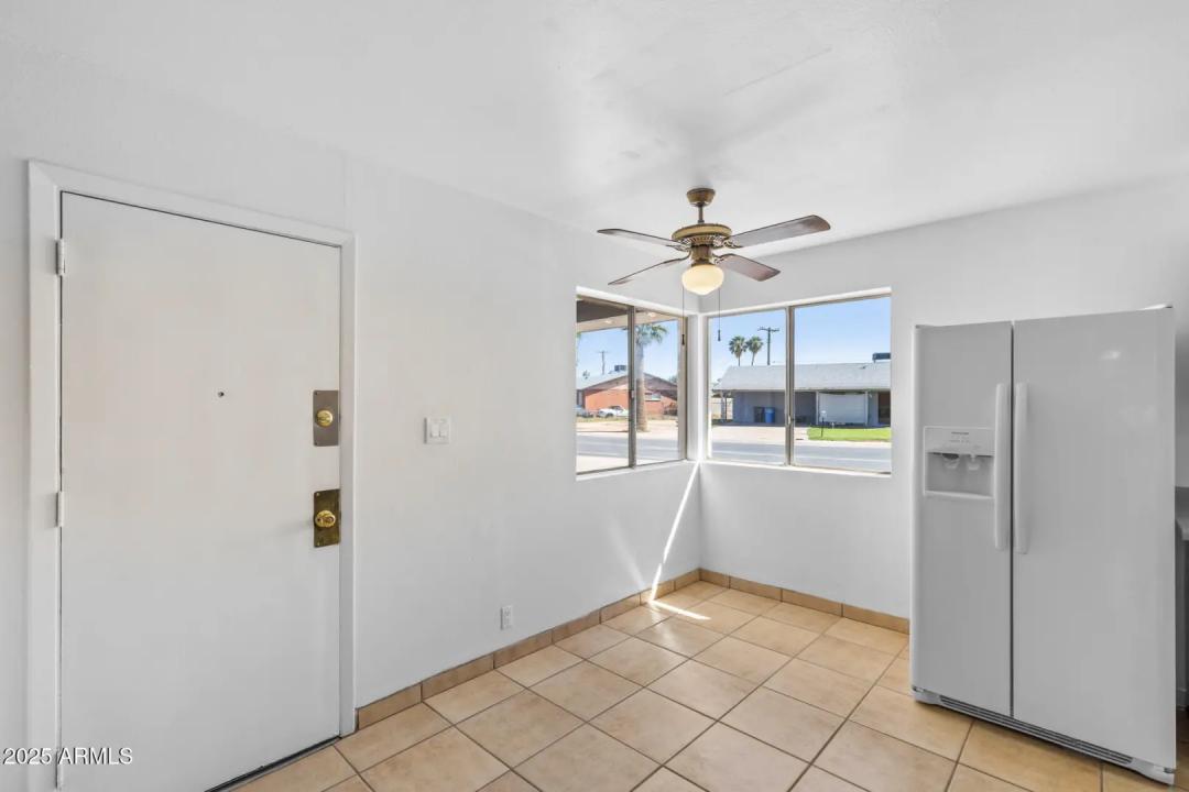Real Estate Picture 11