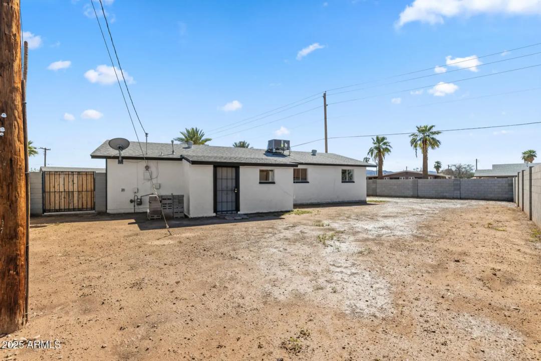 Real Estate Picture 25