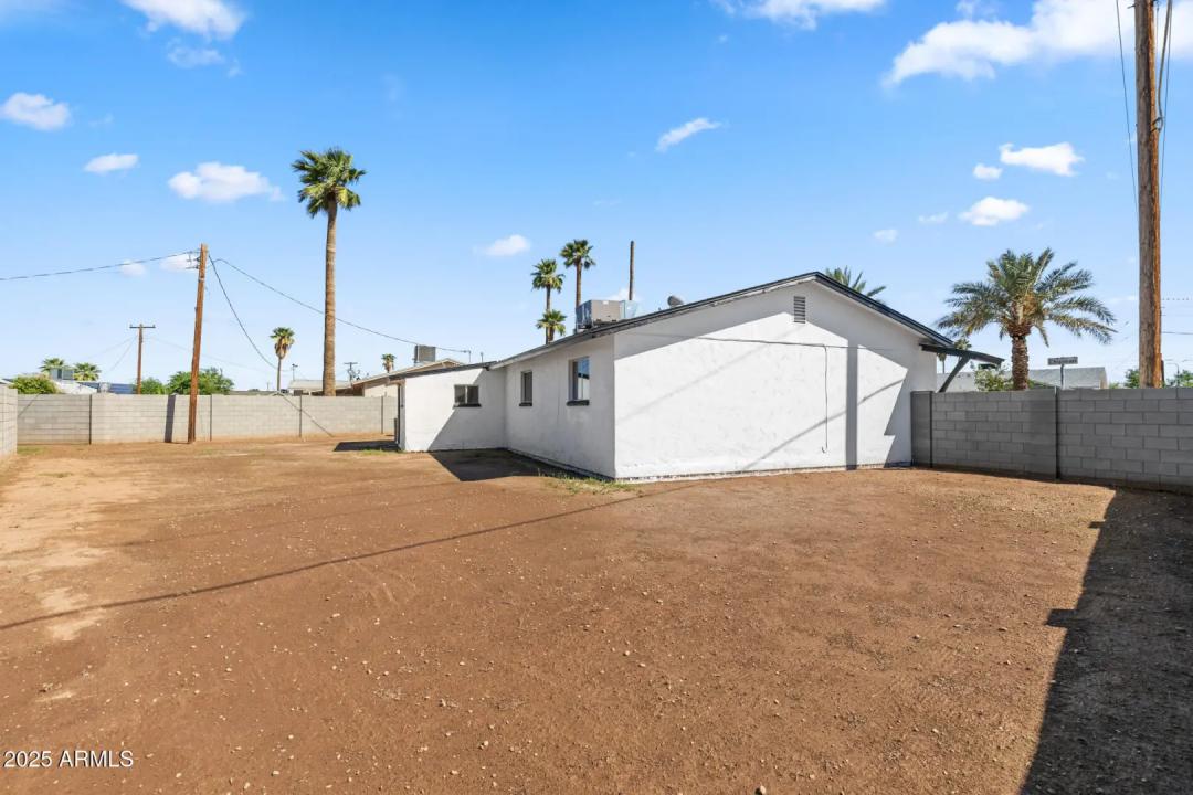 Real Estate Picture 26