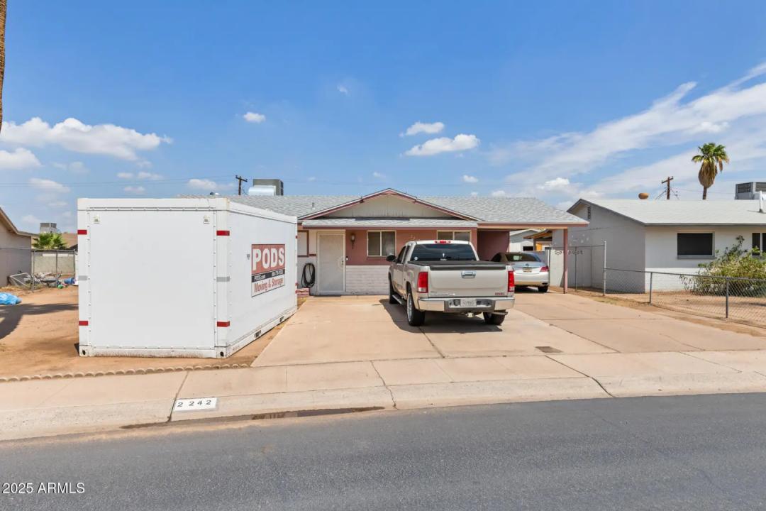 Real Estate Picture 2