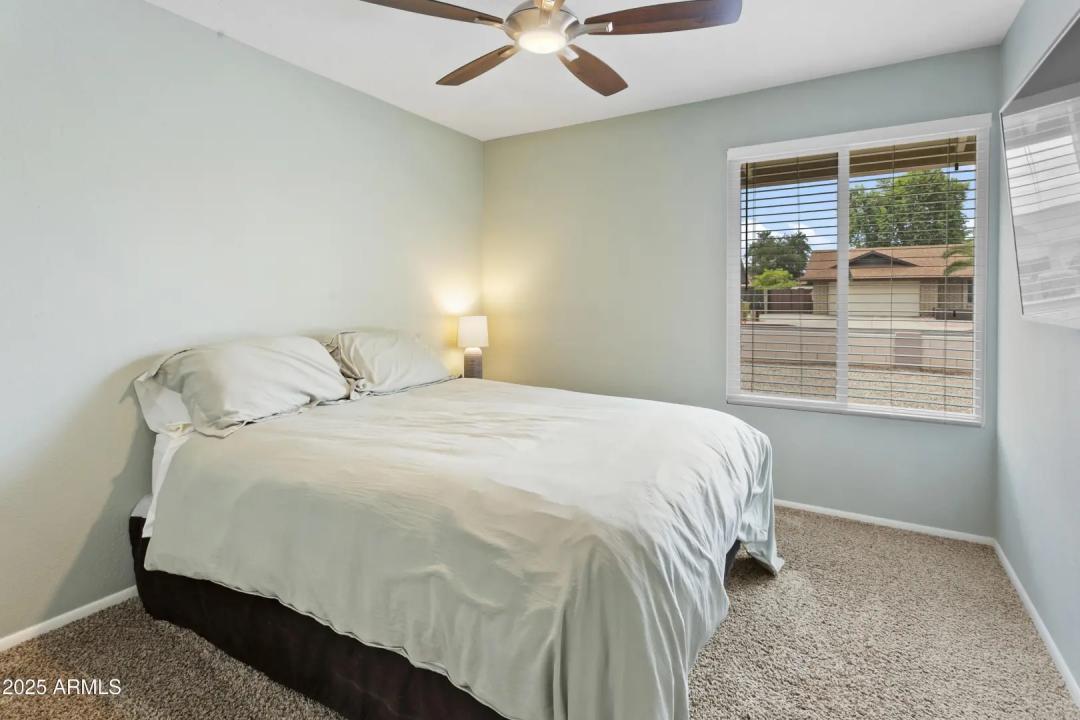 Real Estate Picture 17