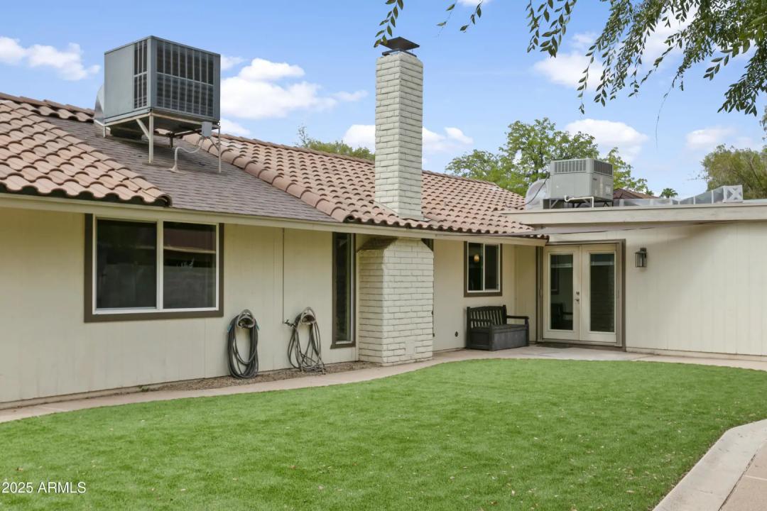 Real Estate Picture 26