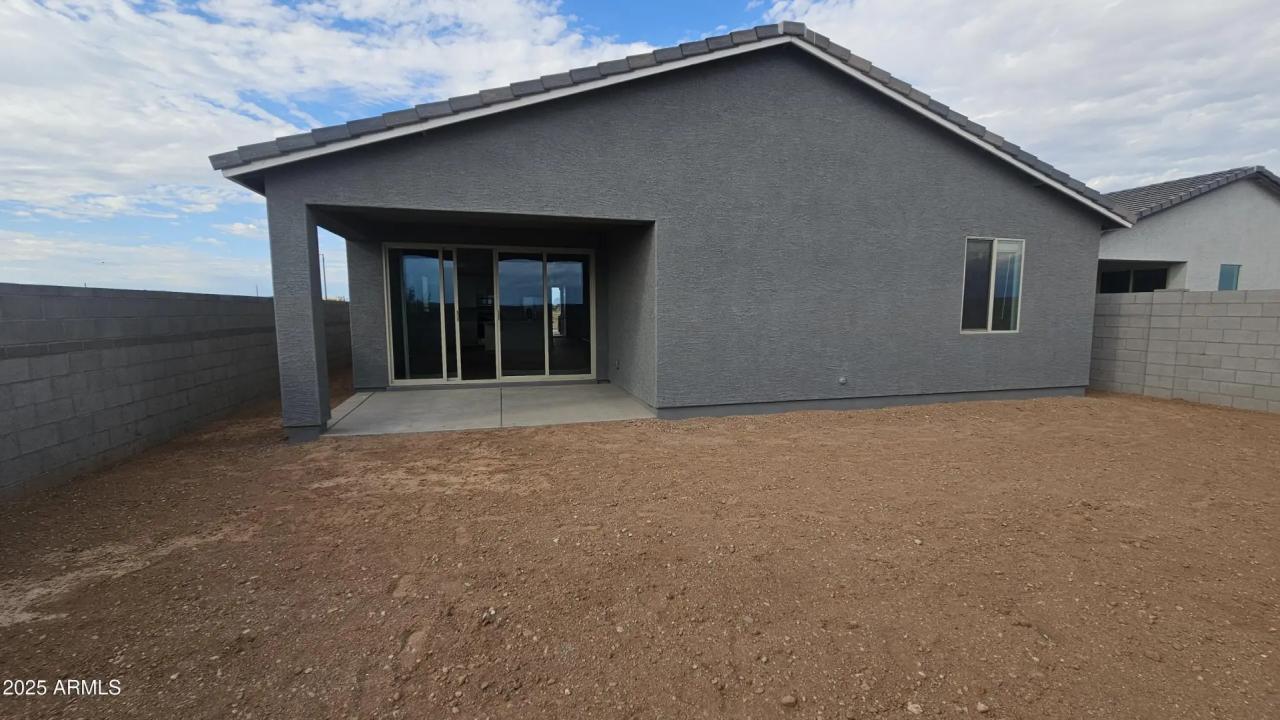 Real Estate Picture 15