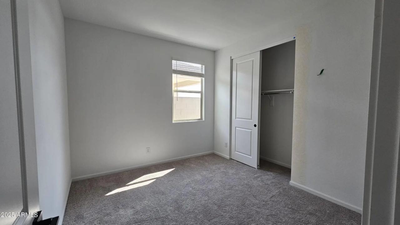 Real Estate Picture 10