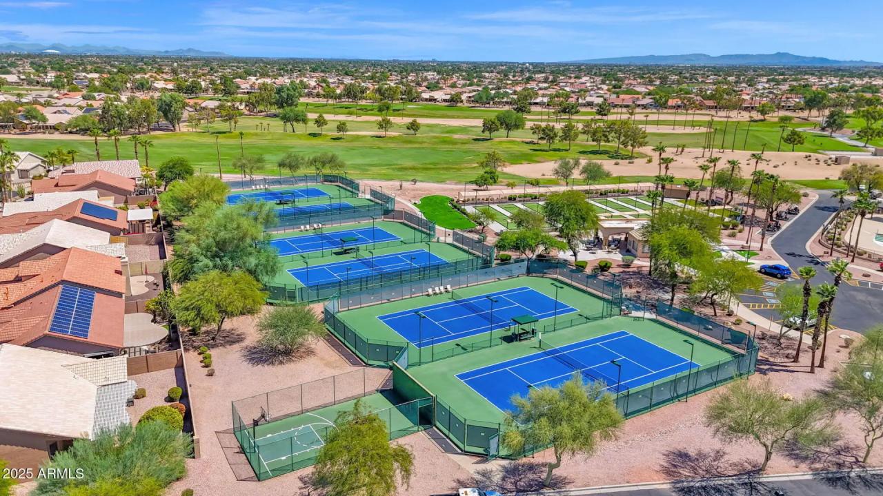 Real Estate Picture 37