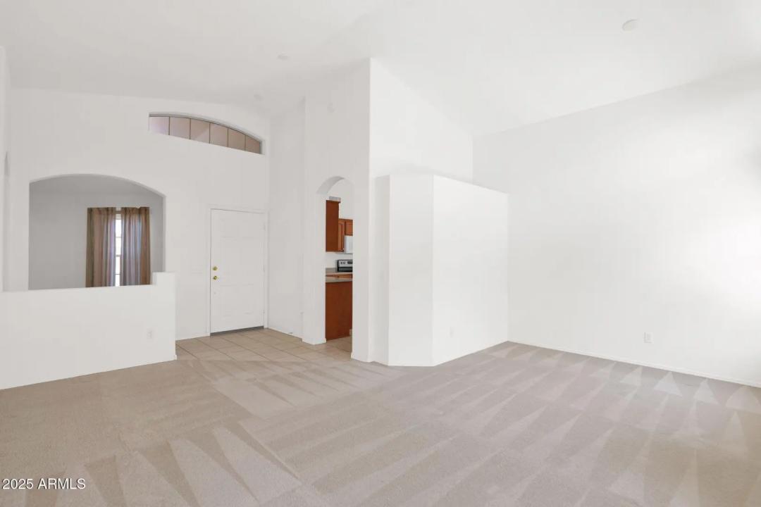 Real Estate Picture 15