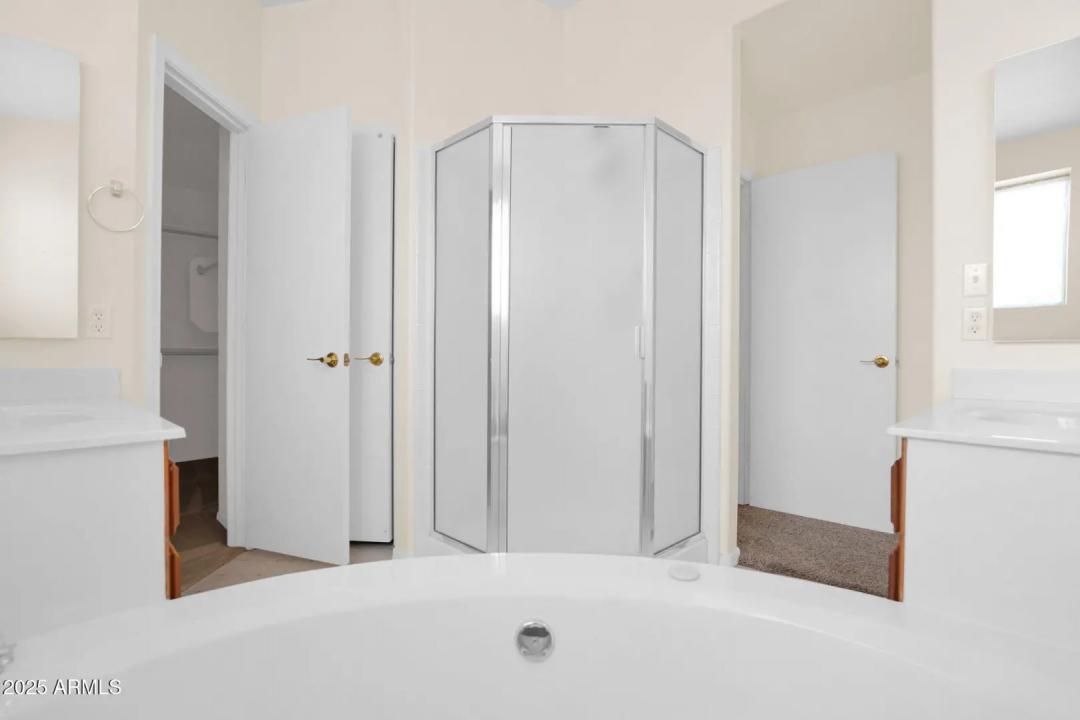 Real Estate Picture 21