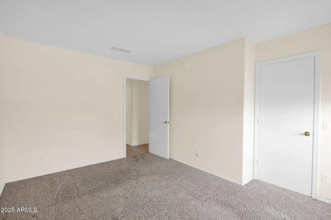 Real Estate Picture 27