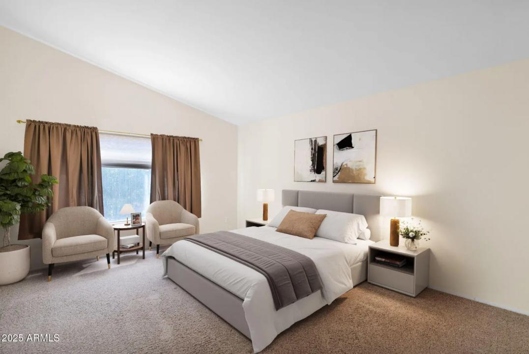 Real Estate Picture 24
