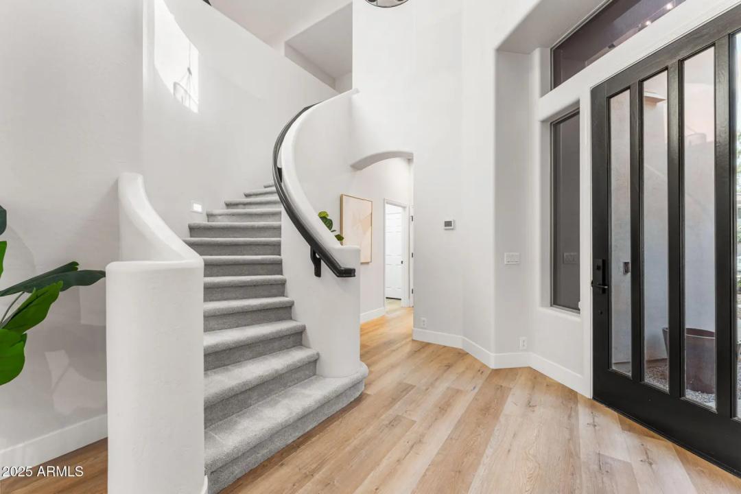 Real Estate Picture 29