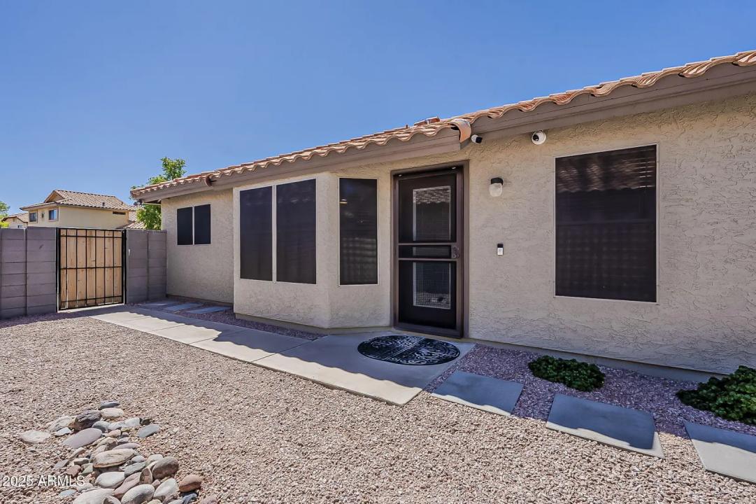 Real Estate Picture 8