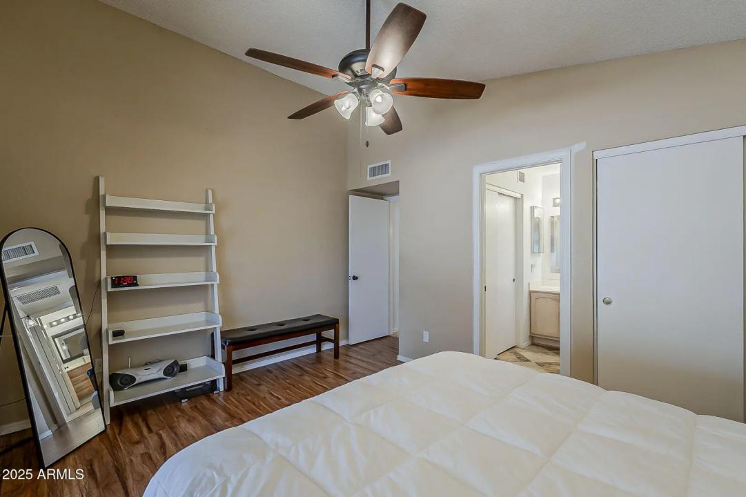 Real Estate Picture 28