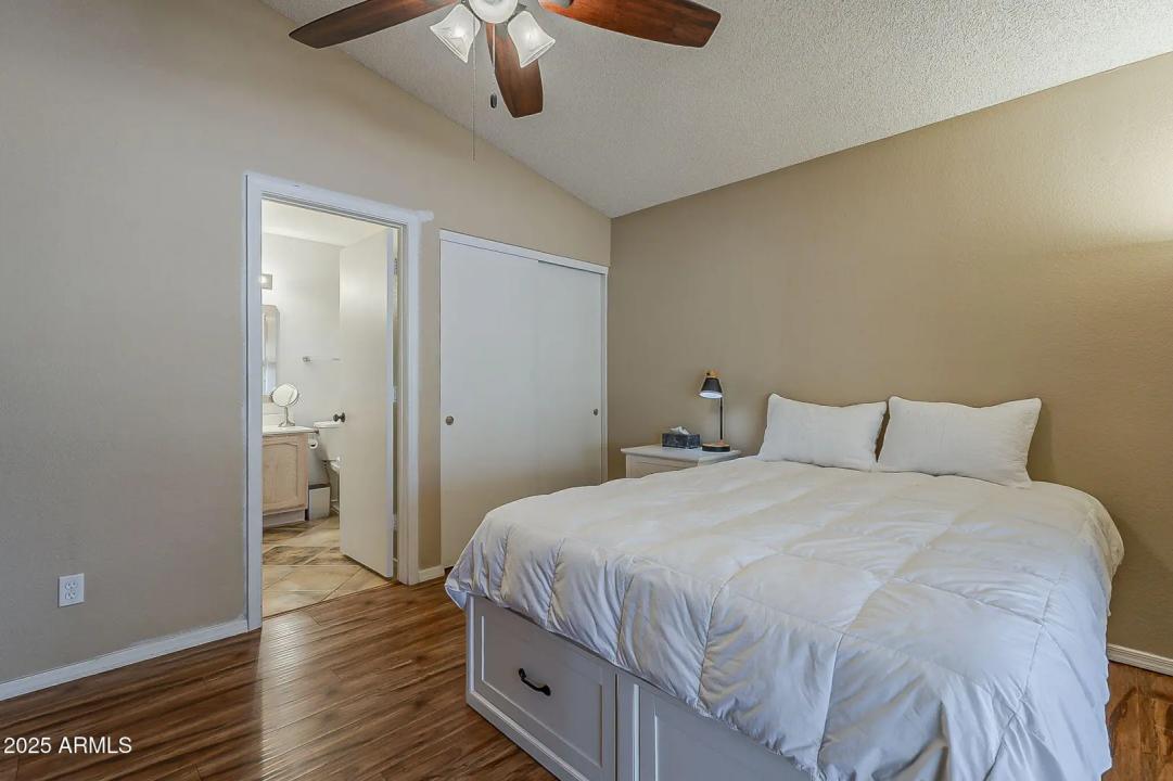 Real Estate Picture 29