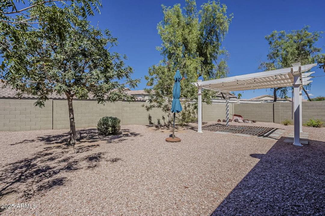 Real Estate Picture 42