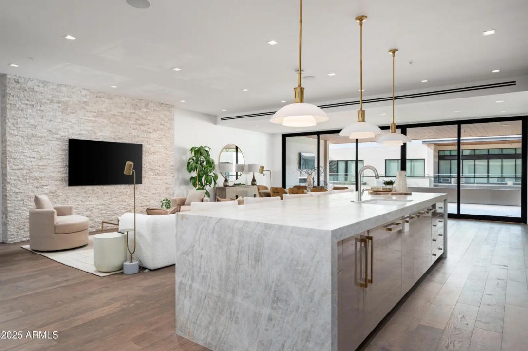 Real Estate Picture 1