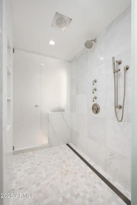 Real Estate Picture 13