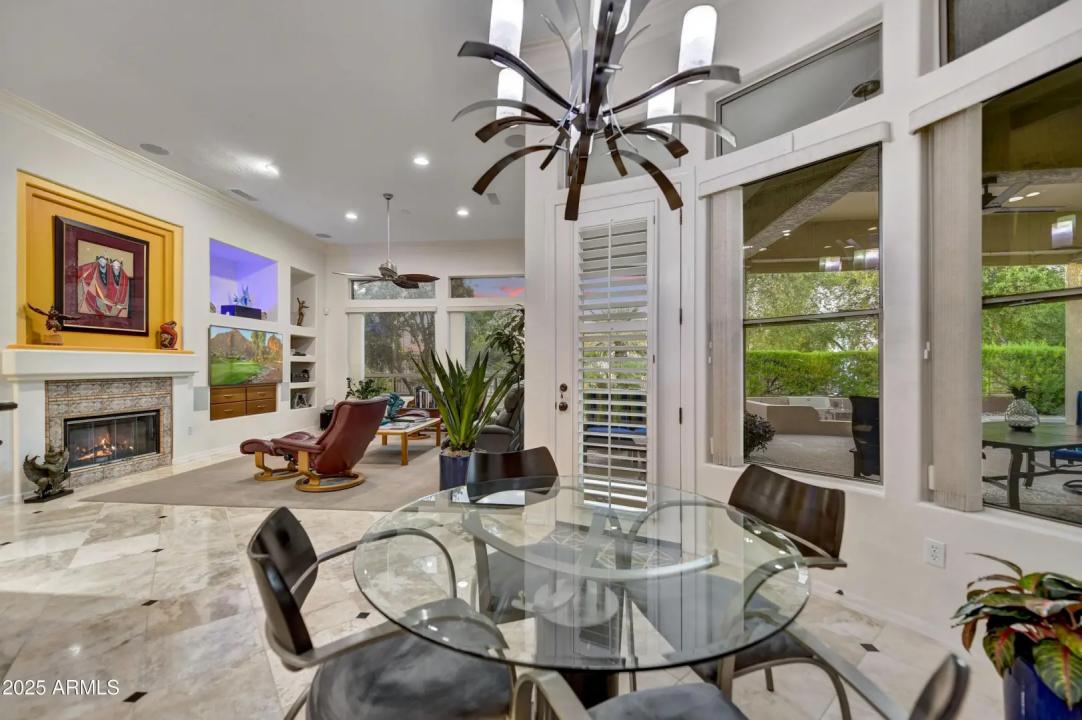 Real Estate Picture 12