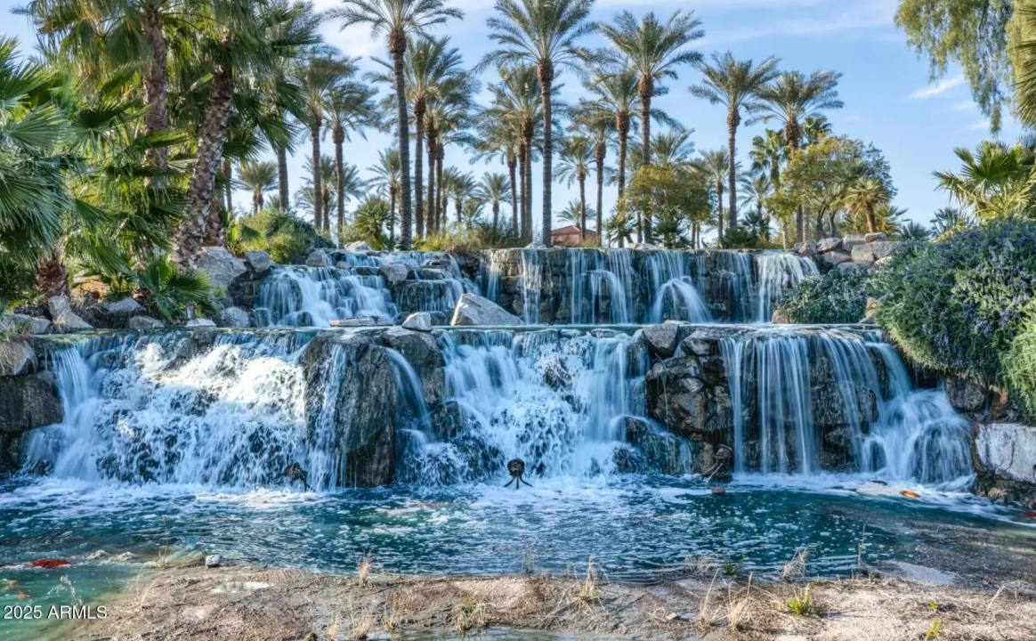 Real Estate Picture 33