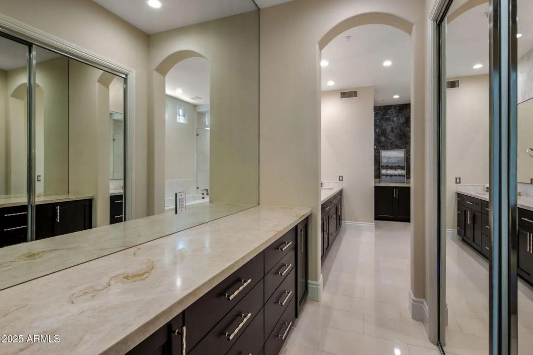 Real Estate Picture 16