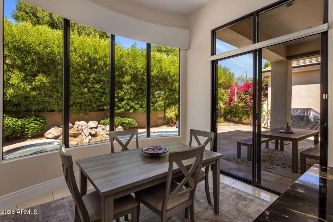 Real Estate Picture 10