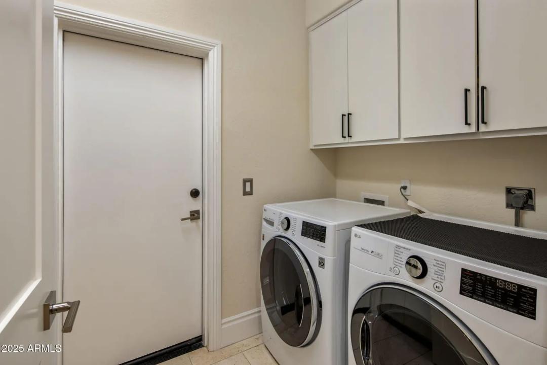 Real Estate Picture 22