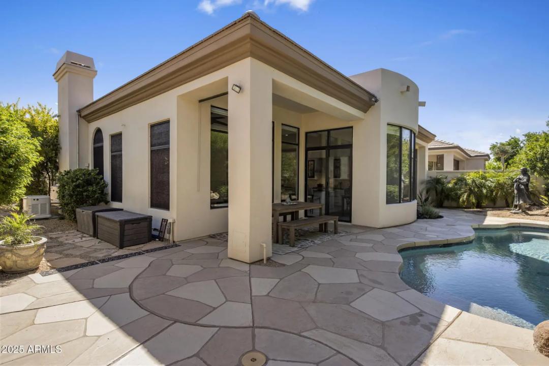 Real Estate Picture 27
