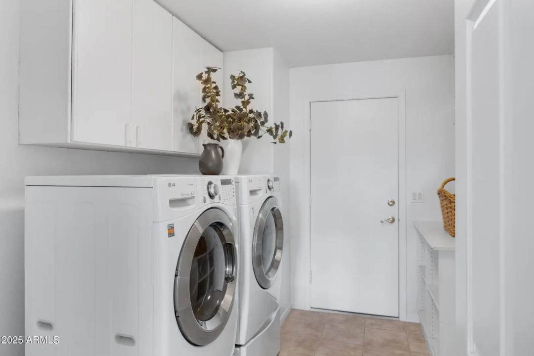 Real Estate Picture 25