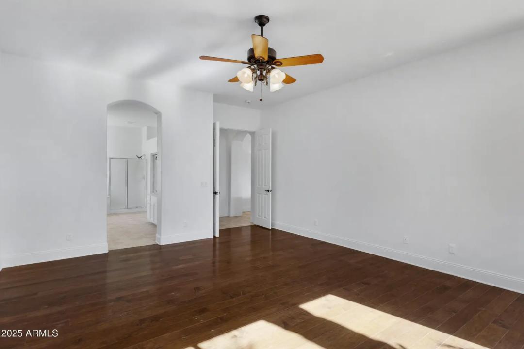 Real Estate Picture 28