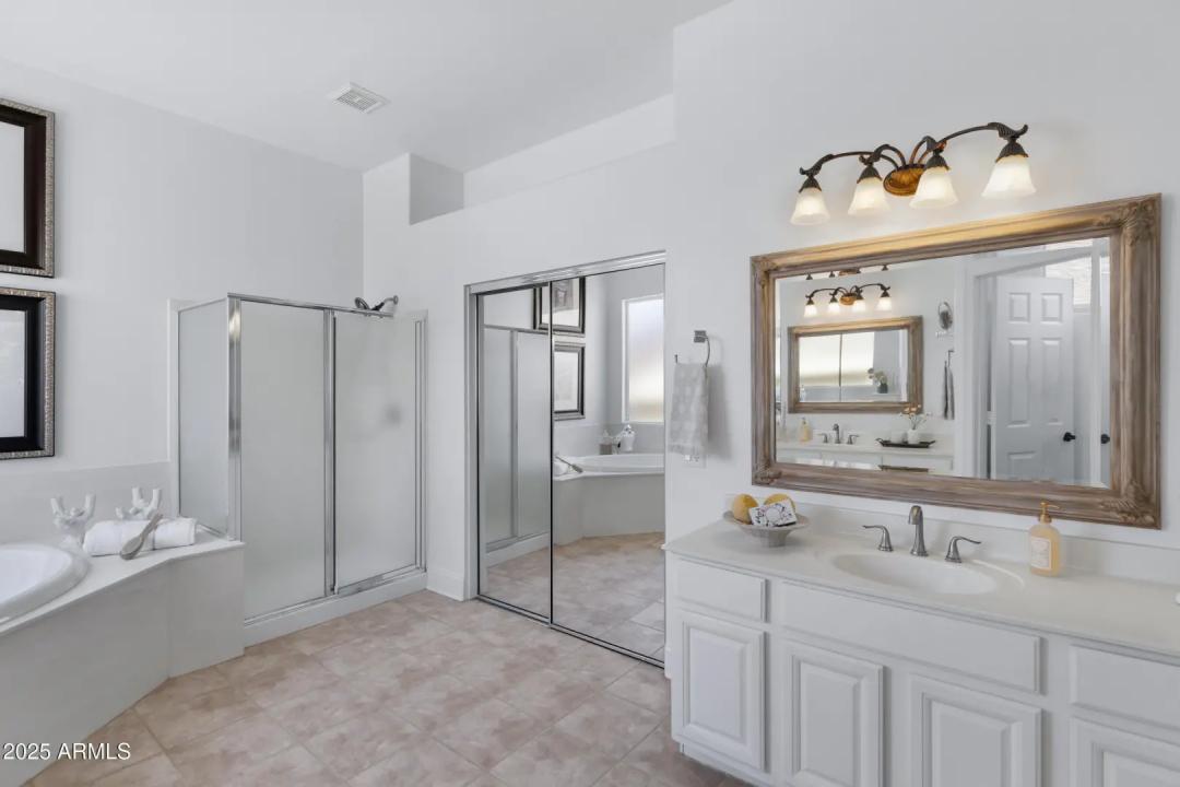 Real Estate Picture 30