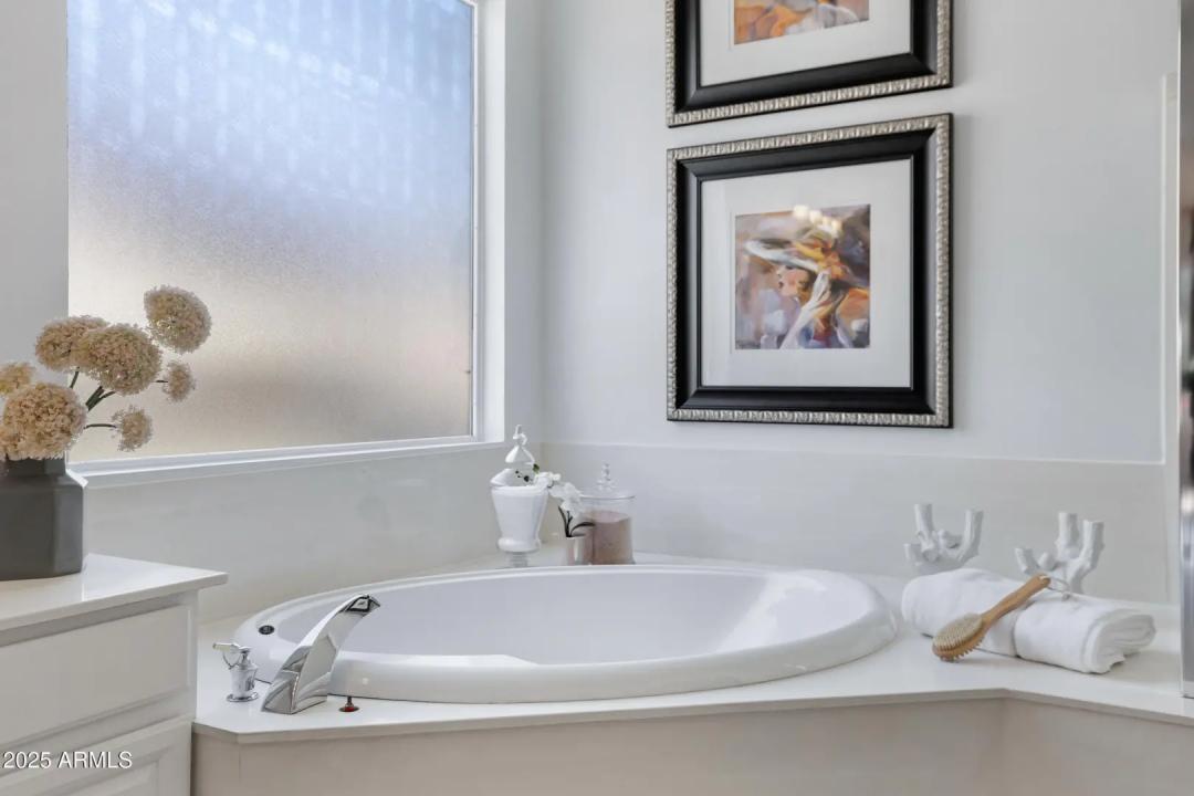 Real Estate Picture 32