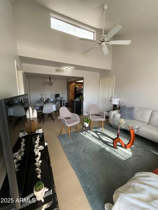 Real Estate Picture 7
