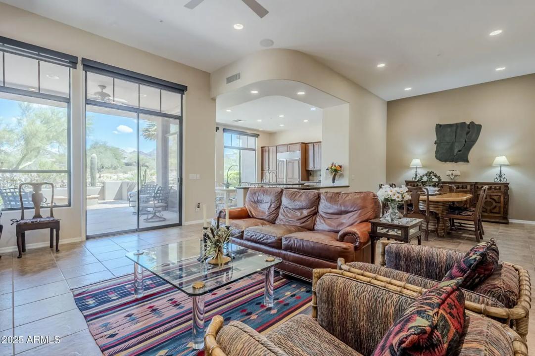 Real Estate Picture 7
