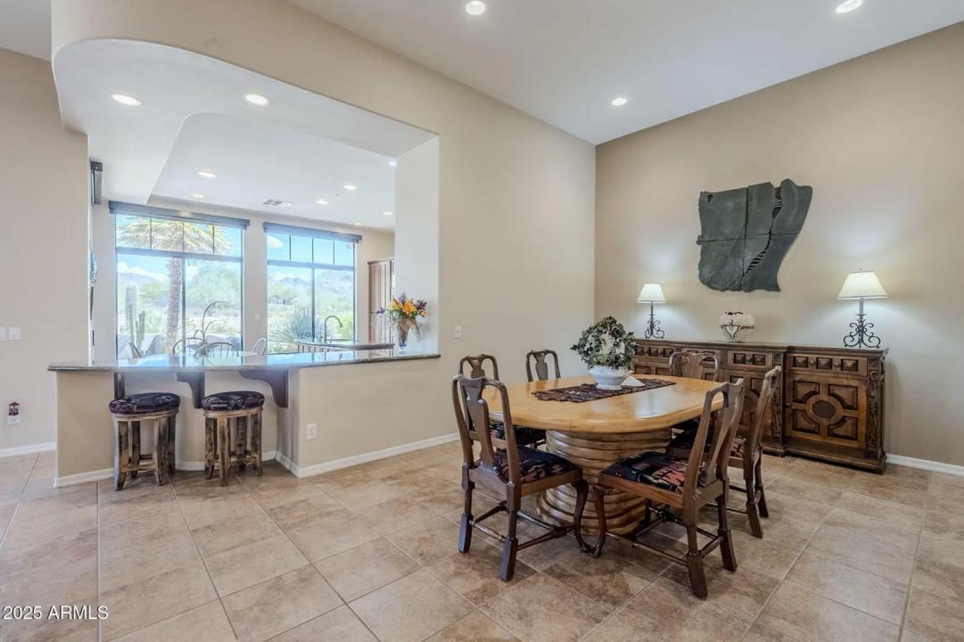 Real Estate Picture 10