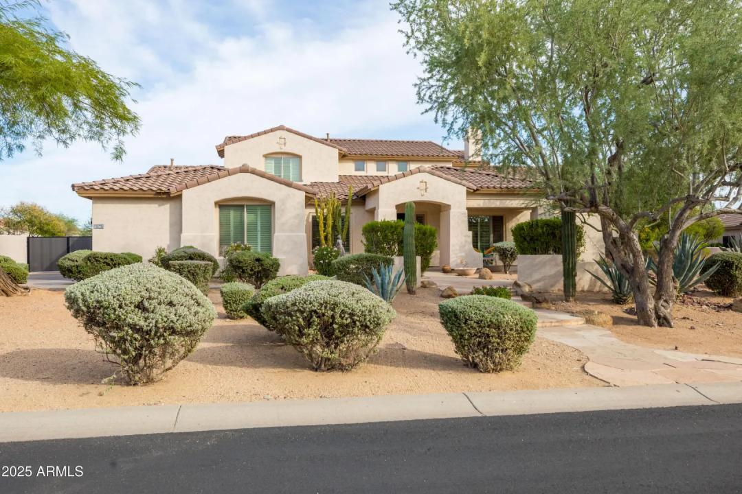 Real Estate Picture 1