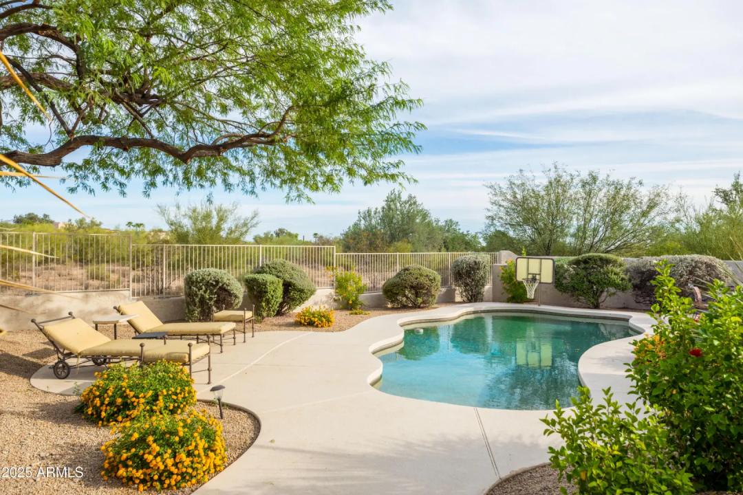 Real Estate Picture 48
