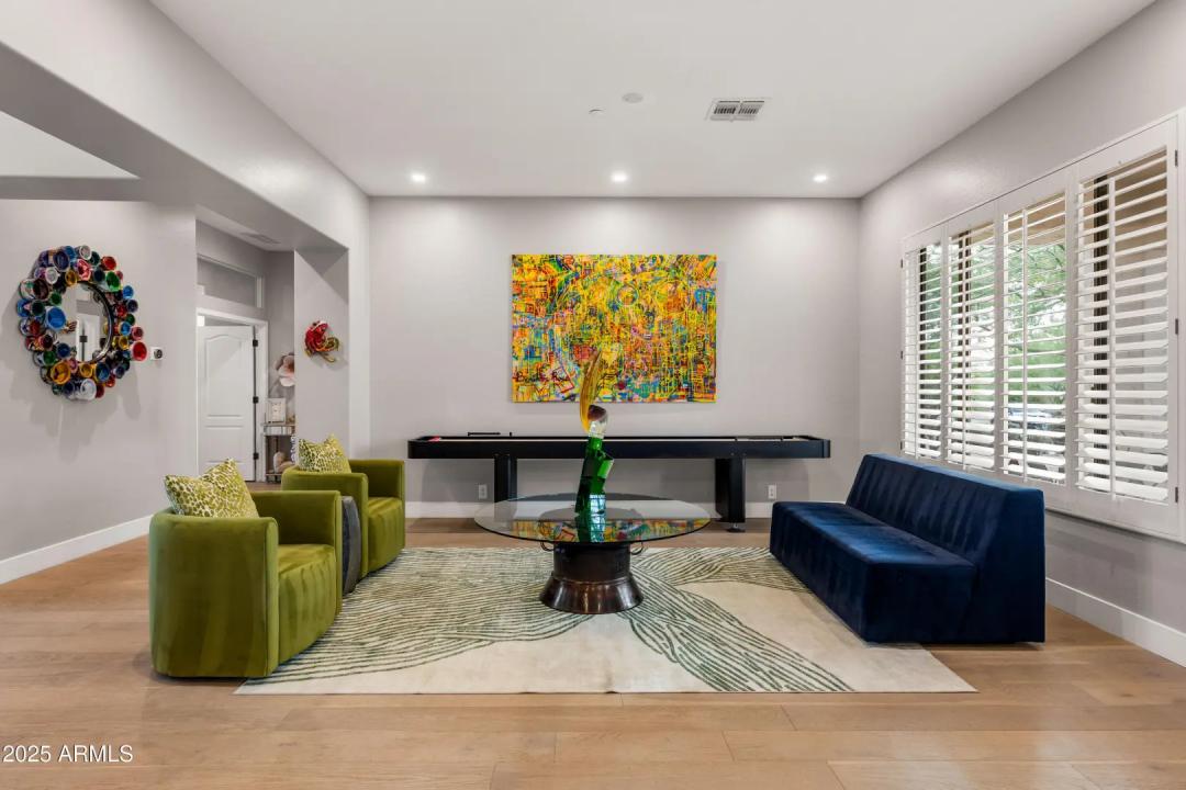 Real Estate Picture 26