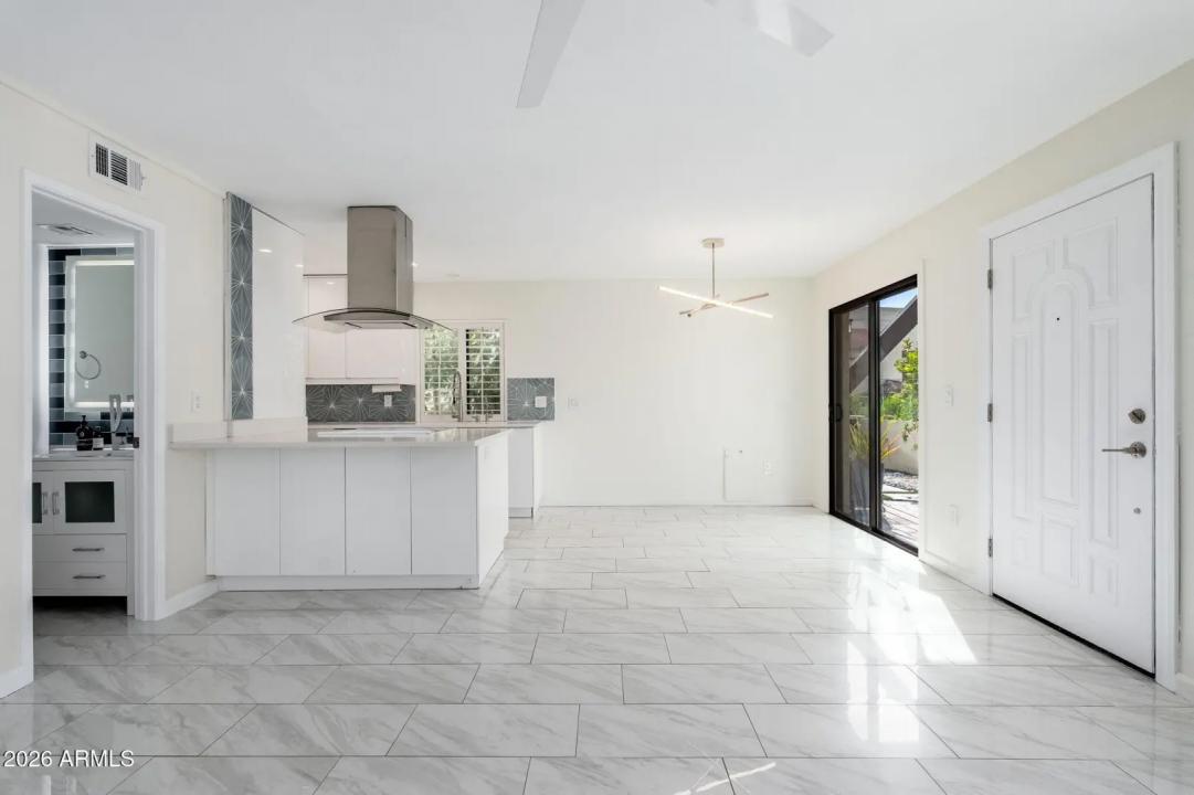 Real Estate Picture 19