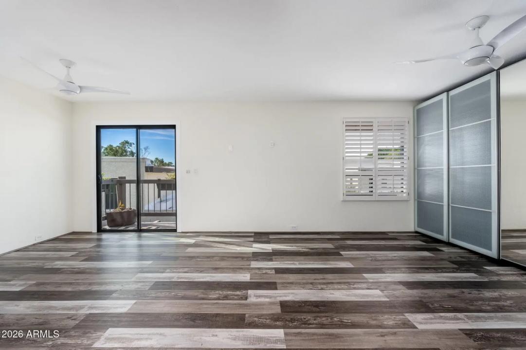 Real Estate Picture 15