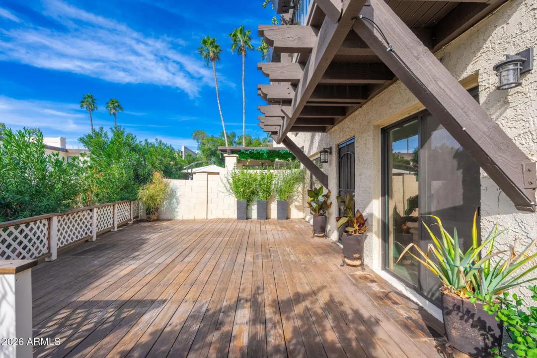 Real Estate Picture 26