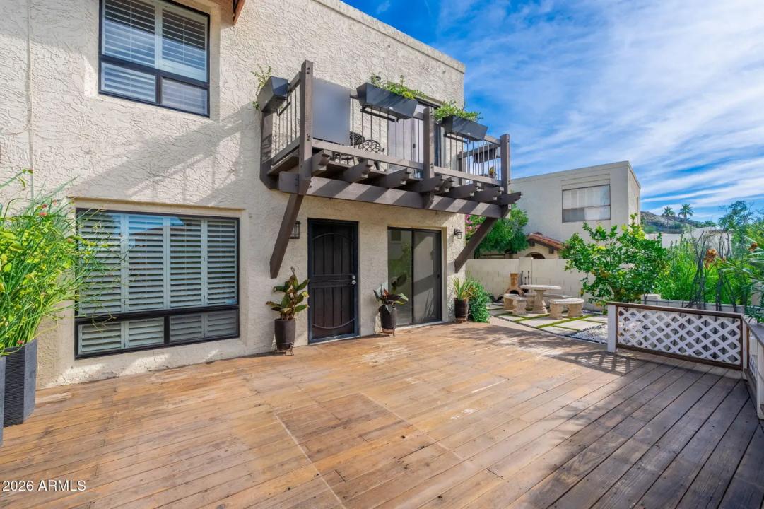 Real Estate Picture 27