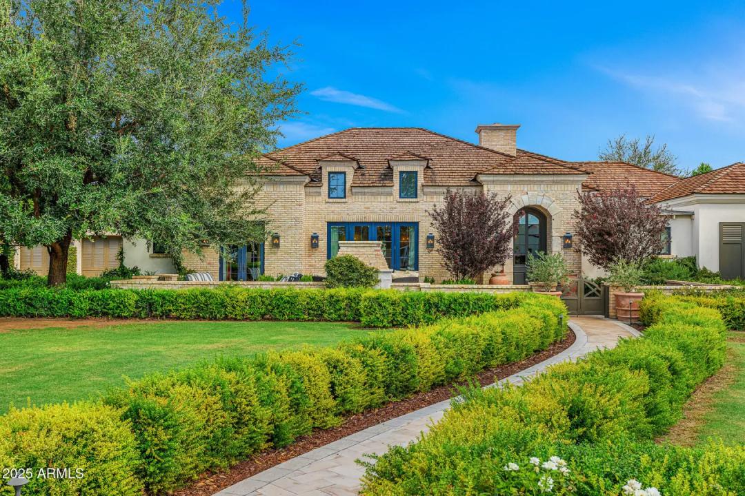 Real Estate Picture 2