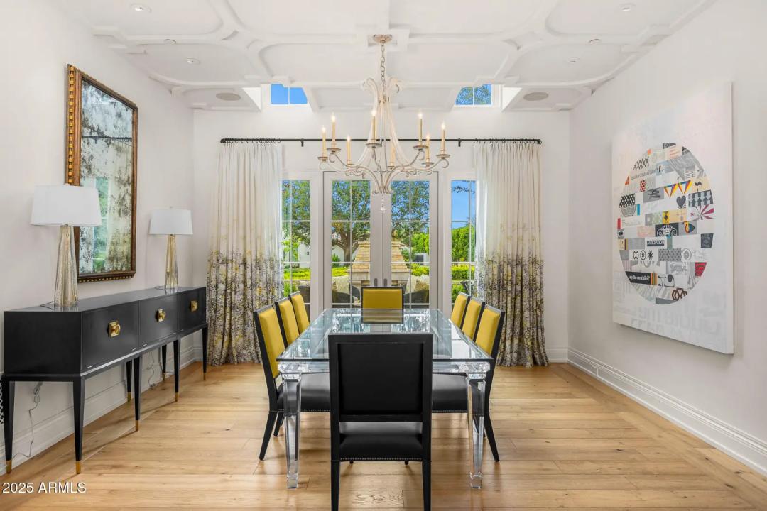 Real Estate Picture 16